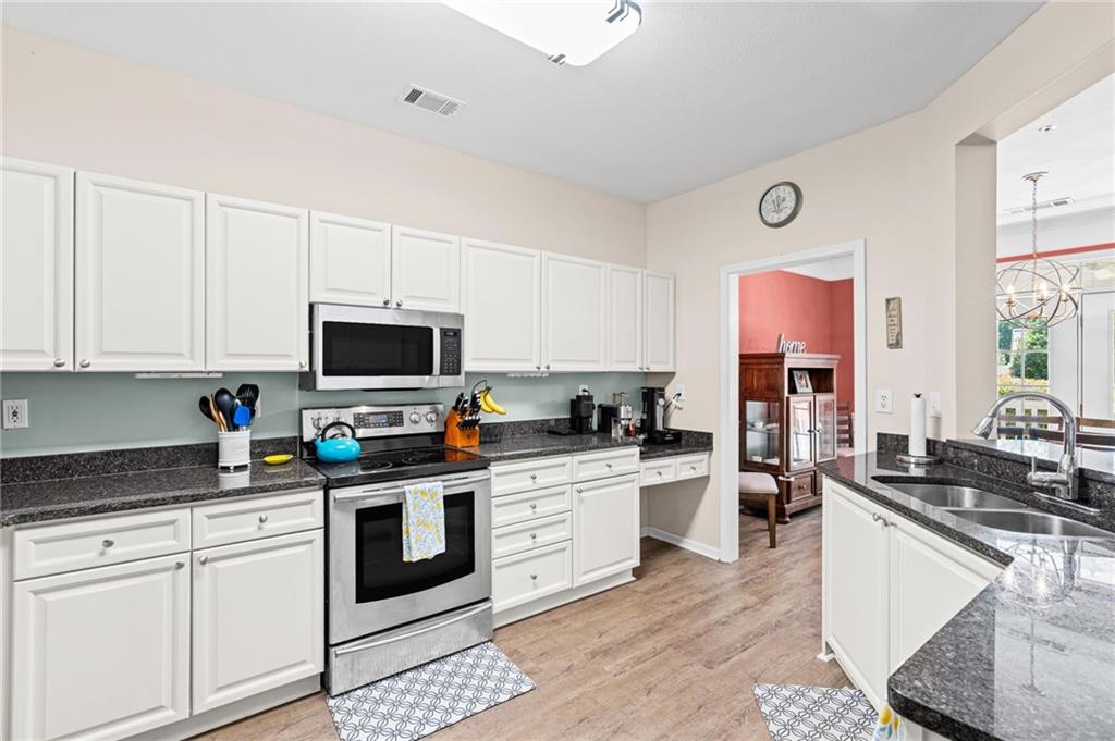 111 Edinburgh Court Property Photo 8