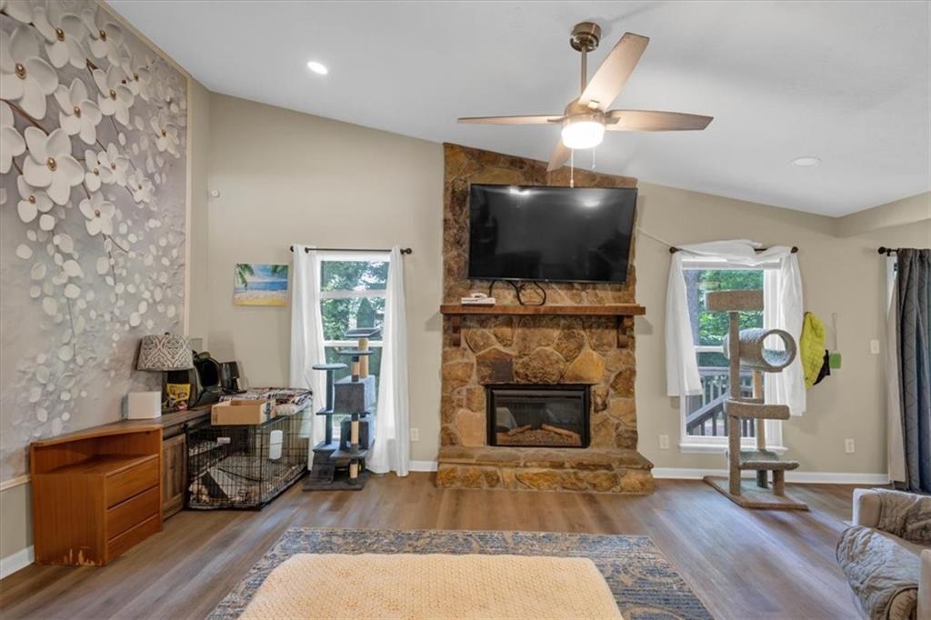 5065 Carole Place Property Photo 15