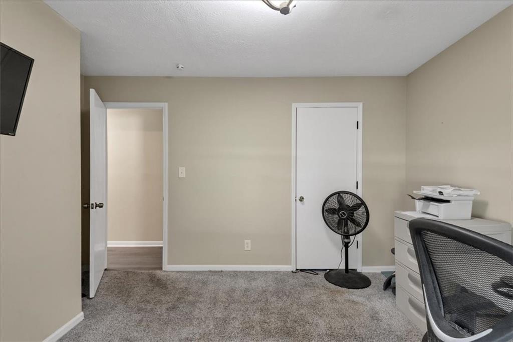 5065 Carole Place Property Photo 32
