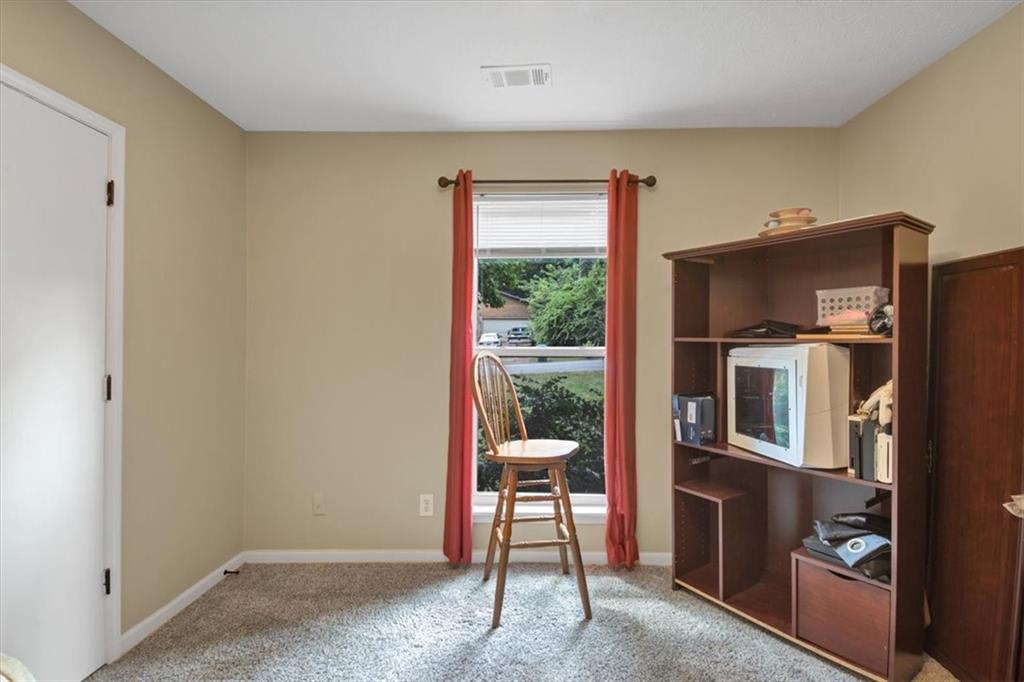 5065 Carole Place Property Photo 33
