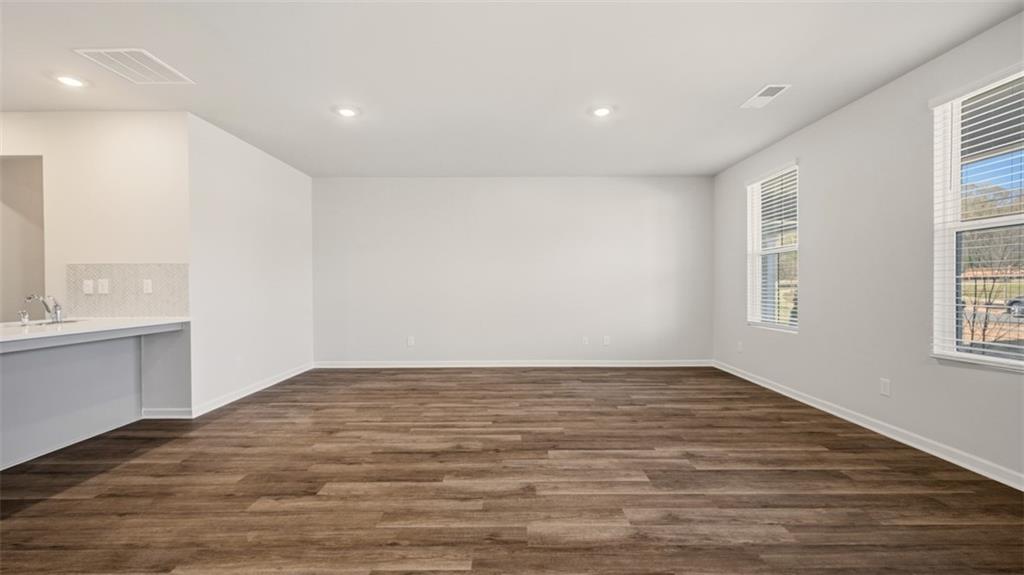 455 Tate Street Property Photo 10