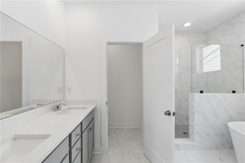 736 Auguste Avenue Property Photo 12