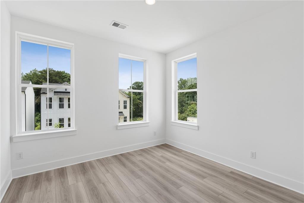 736 Auguste Avenue Property Photo 16