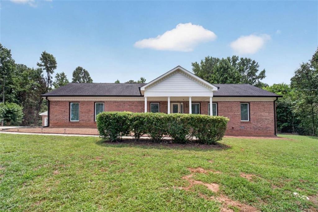 1799 Jimmy Dodd Road Property Photo 3