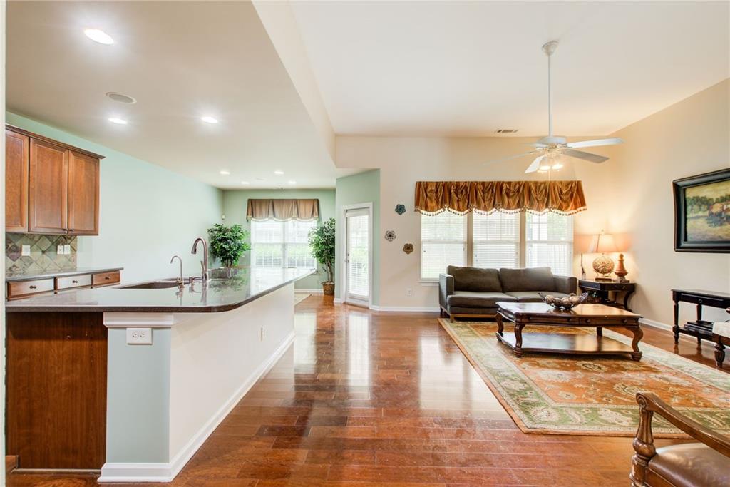 529 Olympic Way Property Photo 8