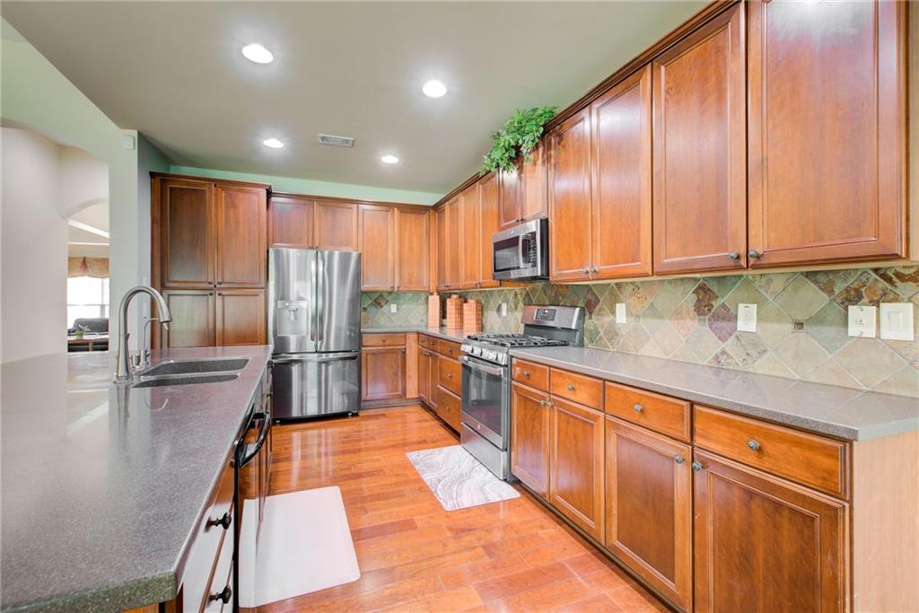 529 Olympic Way Property Photo 11