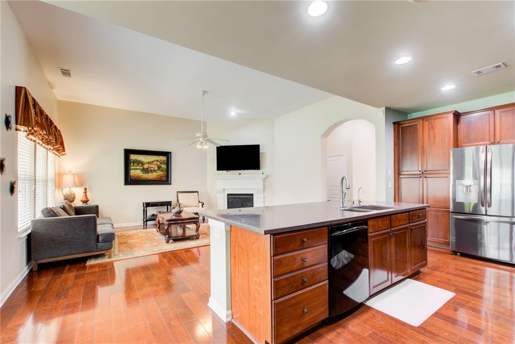 529 Olympic Way Property Photo 15
