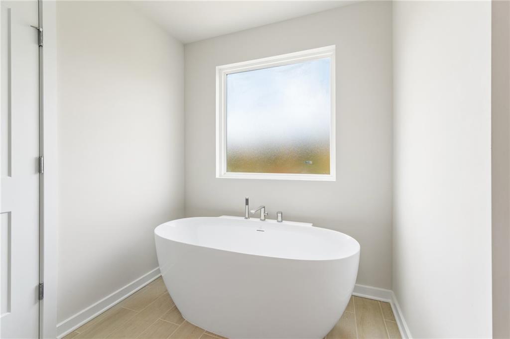 355 Jarrett Street Property Photo 20
