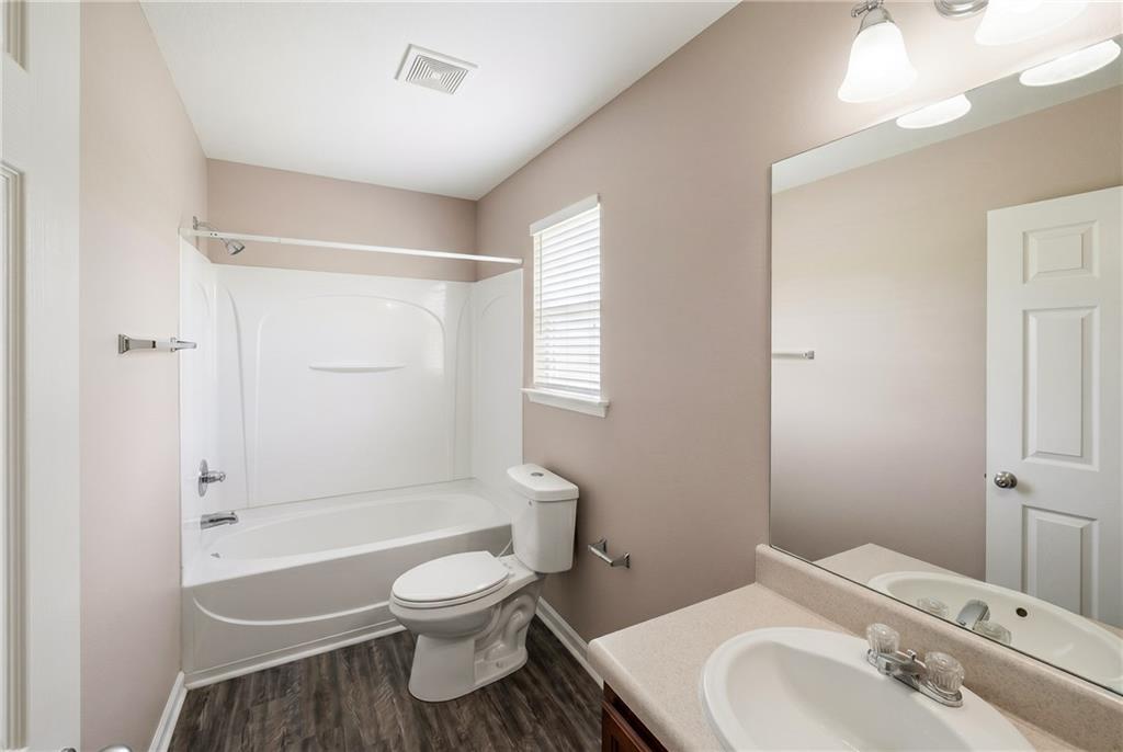 160 Paxton Place Property Photo 13