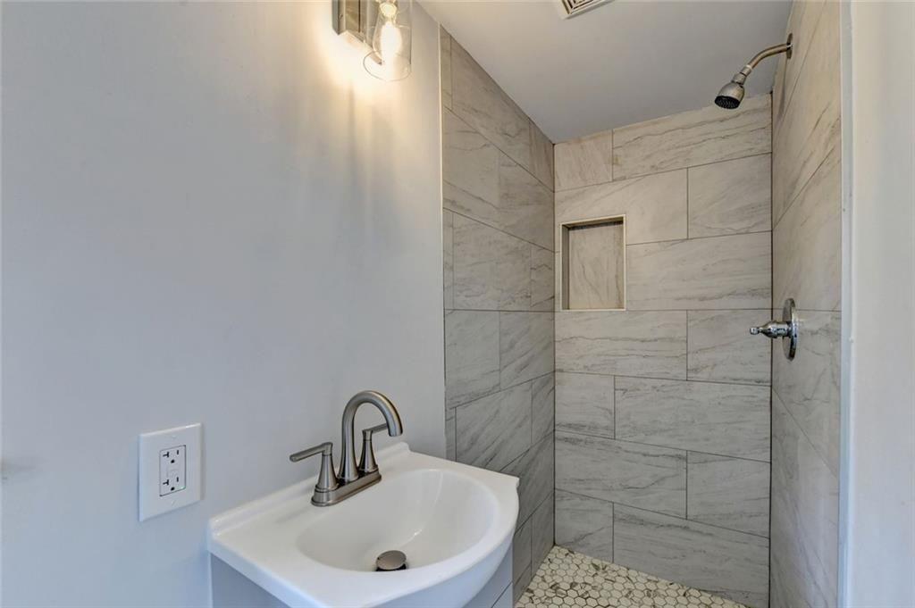 85 Georgia Road Property Photo 35