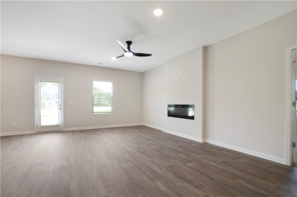 238 Fern Dale Drive Property Photo 7