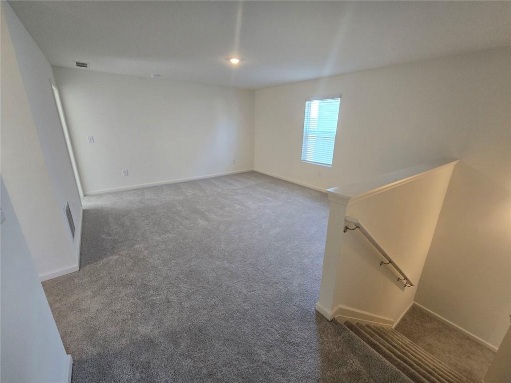 73 Rowlett Place Property Photo 12