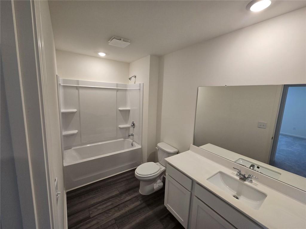 73 Rowlett Place Property Photo 24