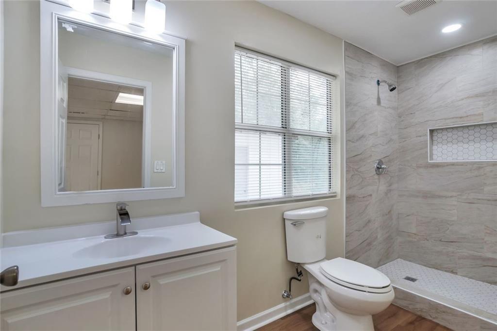 7086 Sir Galahad Way Property Photo 14