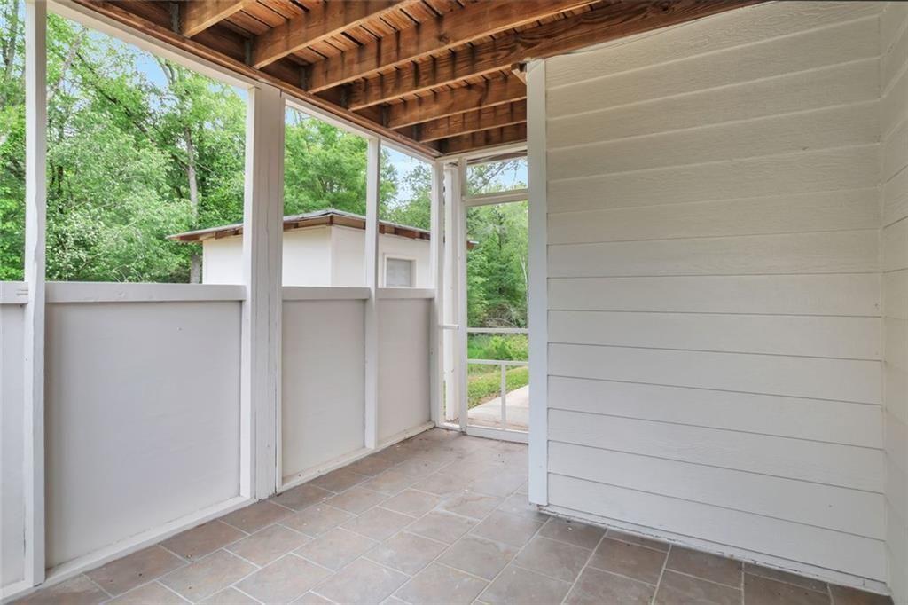 7086 Sir Galahad Way Property Photo 21