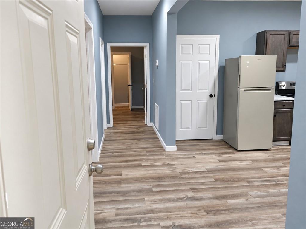 1471 Cliff View Terrace Unit B Property Photo 3