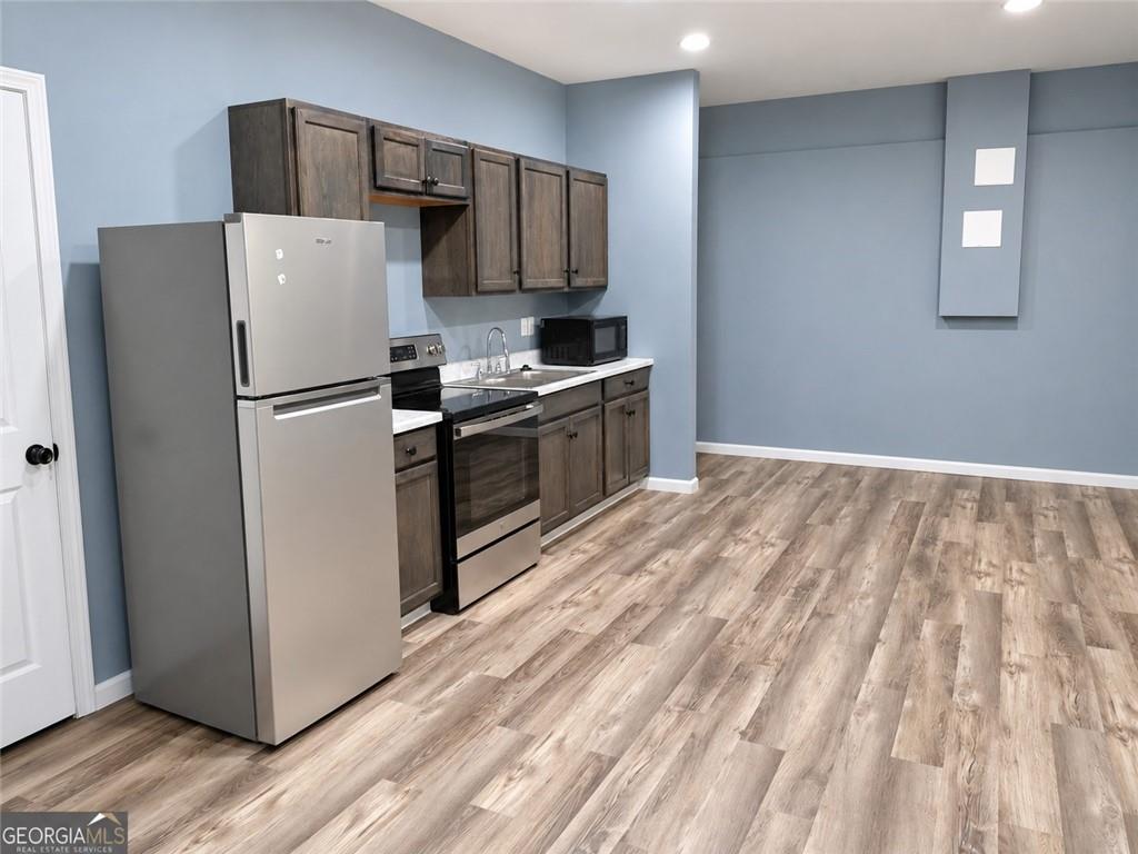 1471 Cliff View Terrace Unit B Property Photo 4
