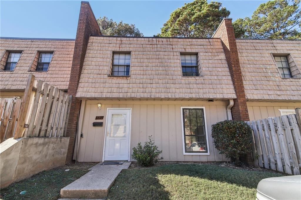 6429 Woodstone Way Property Photo 1