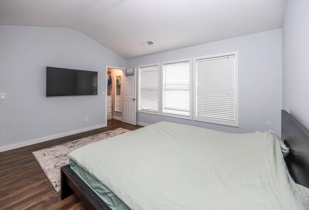 1201 Red Bud Lane Property Photo 16