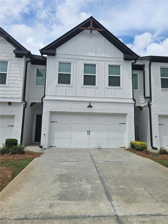 56 Auburn Hill Drive Property Photo 1