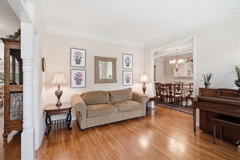 4202 Lansmoore Crossing Property Photo 7