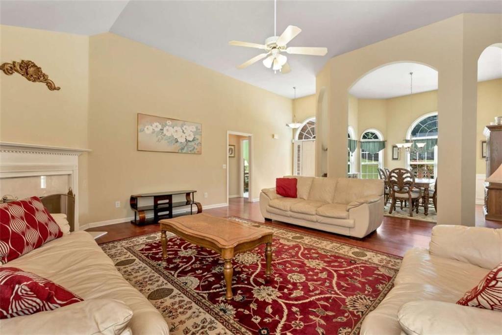222 Jefferson Walk Circle Property Photo 4