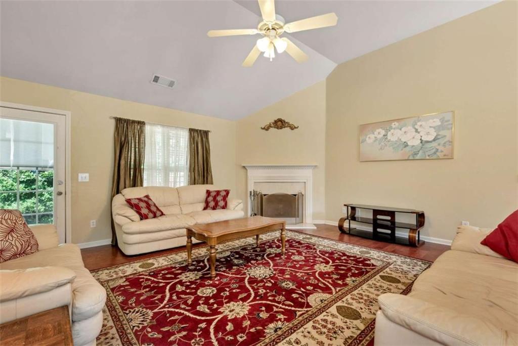 222 Jefferson Walk Circle Property Photo 5