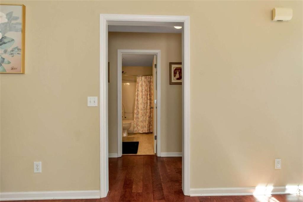 222 Jefferson Walk Circle Property Photo 10