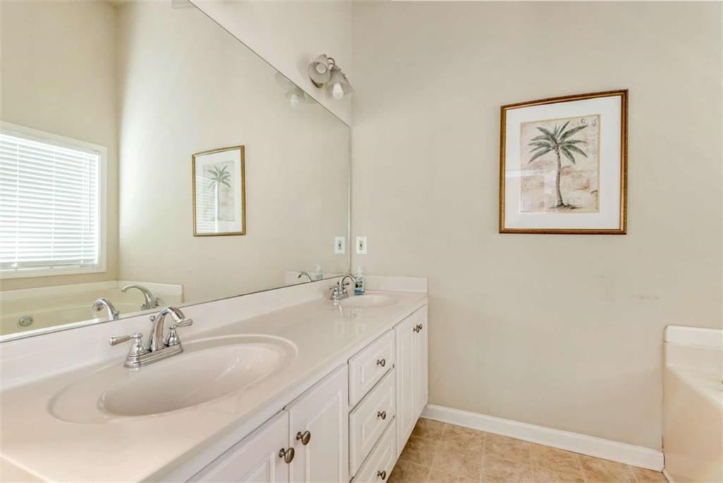 222 Jefferson Walk Circle Property Photo 18