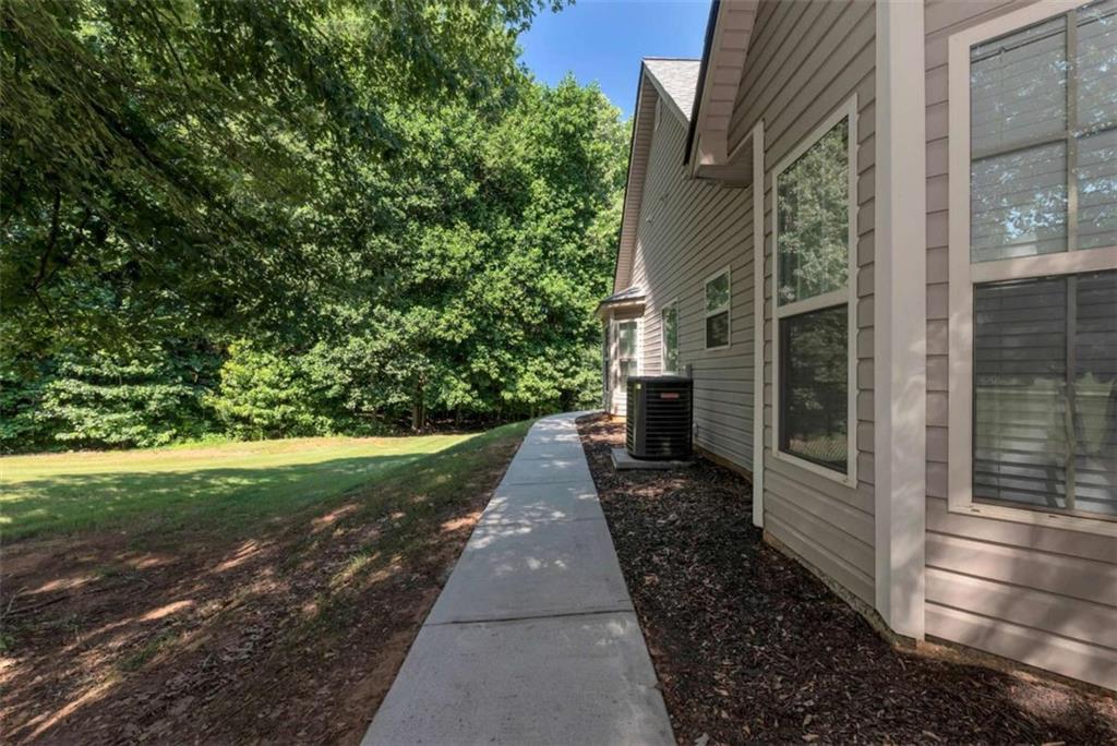 222 Jefferson Walk Circle Property Photo 35