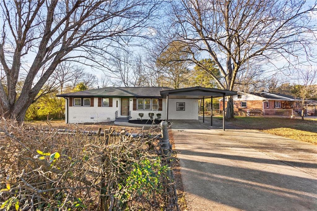 3658 Brookcrest Circle Property Photo 2