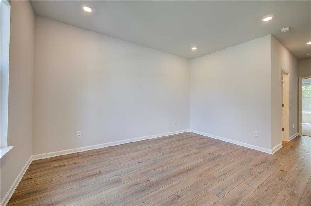 804 Moreland Drive Property Photo 6