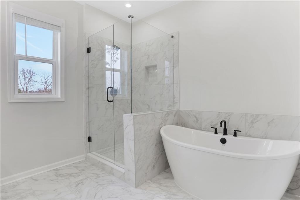 6003 Haviland Alley Property Photo 14