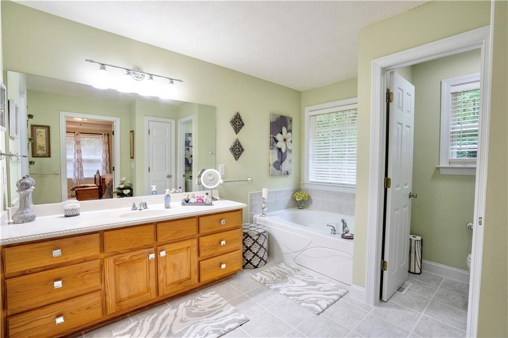48 Arnolds Path Property Photo 19