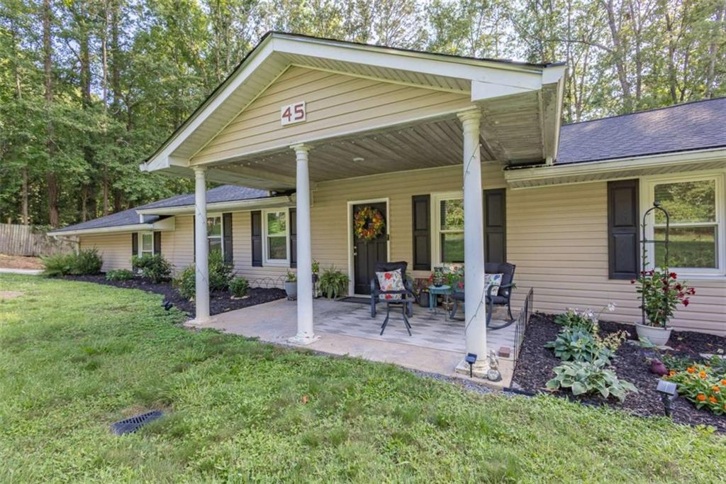 45 Lee Drive Property Photo 2
