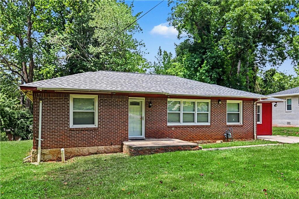 2229 Beecher Circle Sw Property Photo 1
