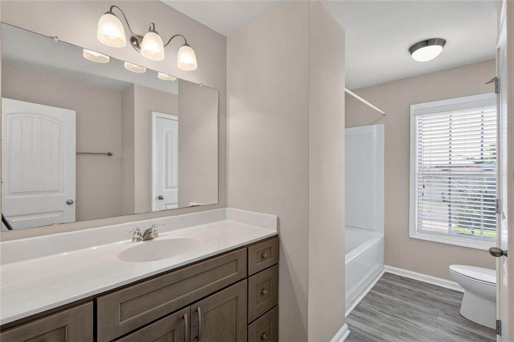 7802961 Property Photo 25