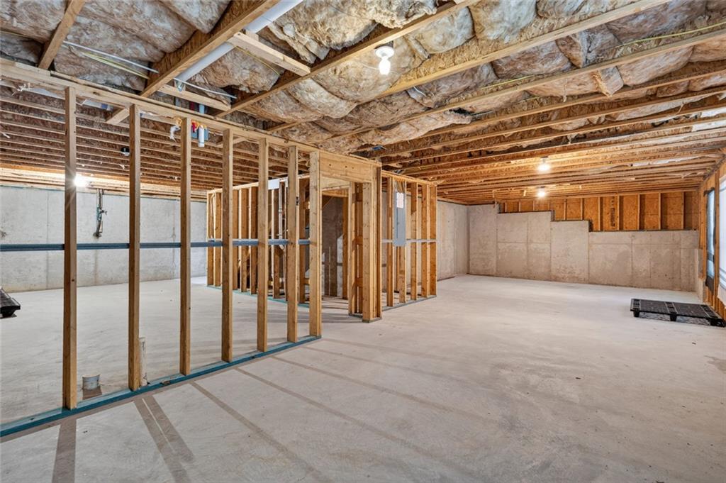 7802961 Property Photo 28
