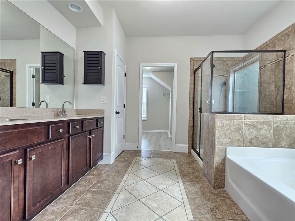 1374 Slate Bend Drive Property Photo 24