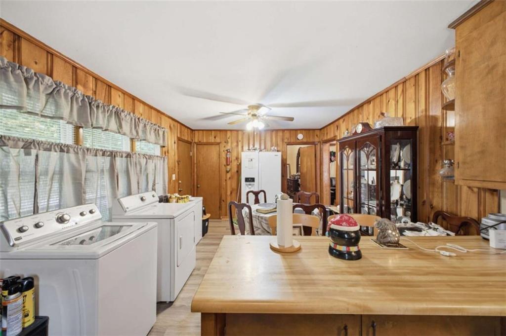 110 Linden Street Property Photo 12