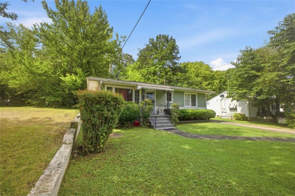 110 Linden Street Property Photo 14
