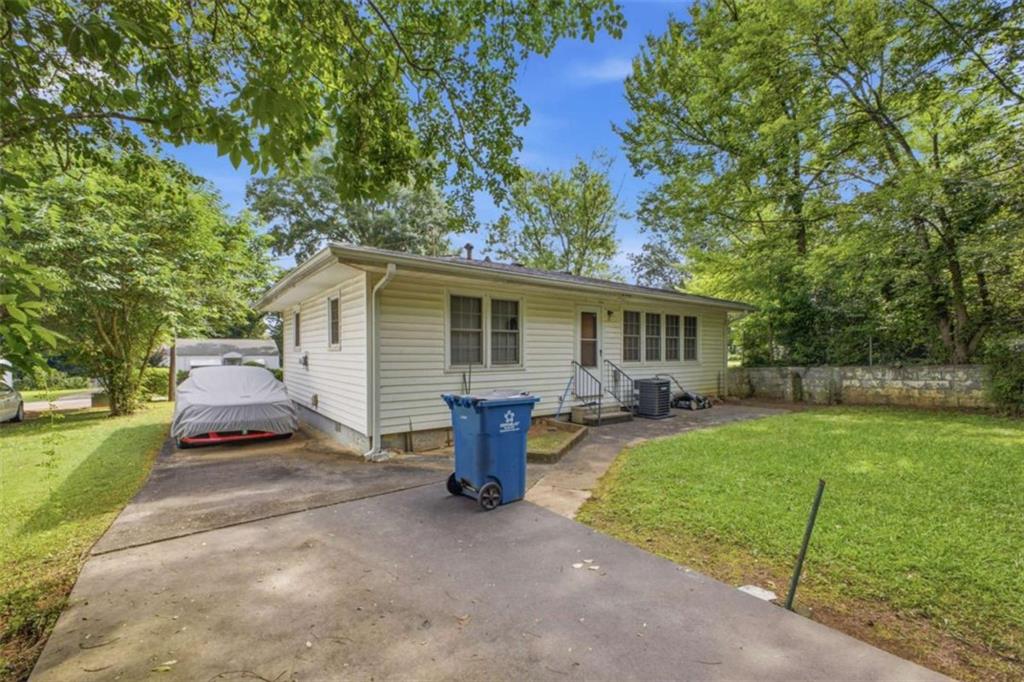 110 Linden Street Property Photo 26
