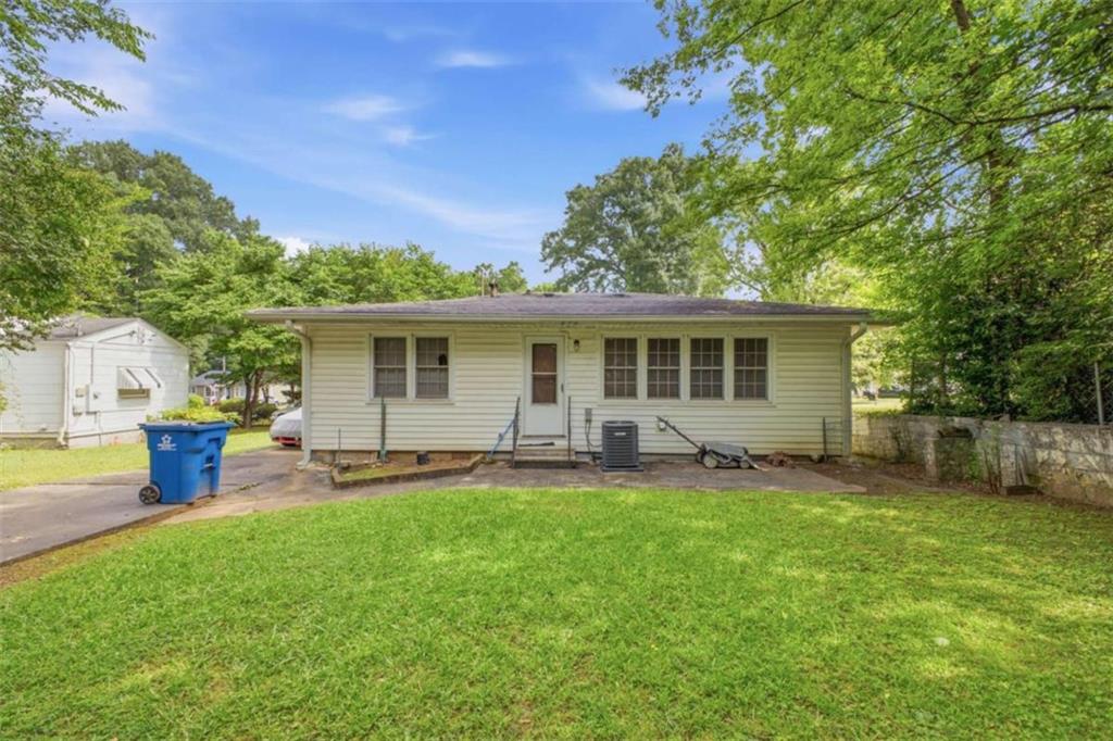 110 Linden Street Property Photo 27