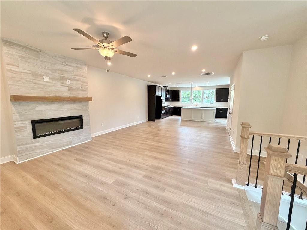 368 Sunset Hollow Street Property Photo 4