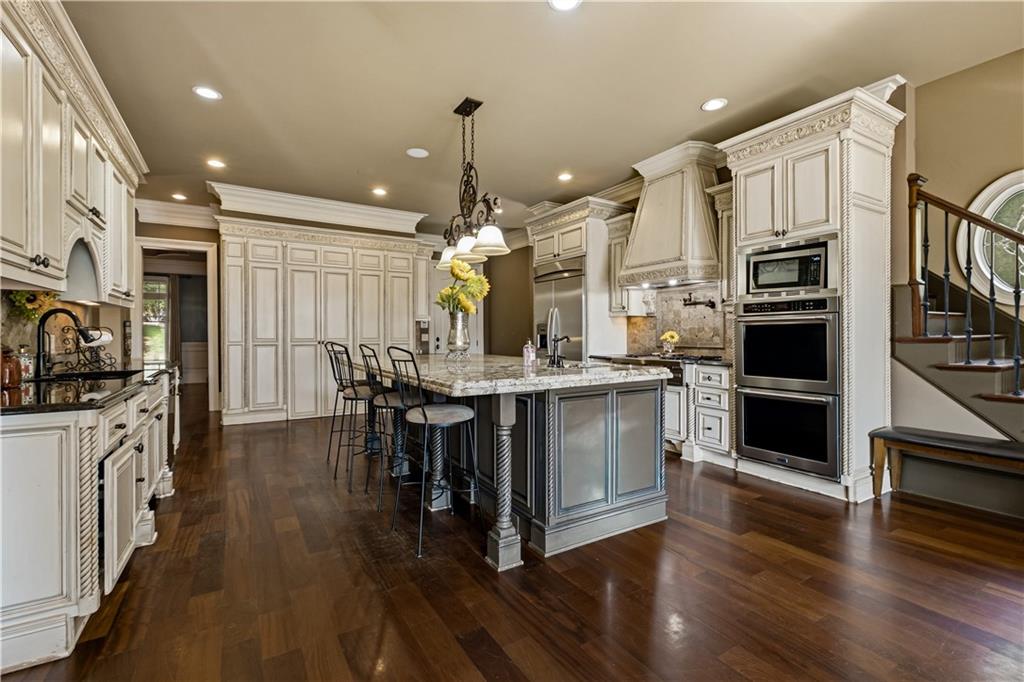 2020 Derby Lane Property Photo 41