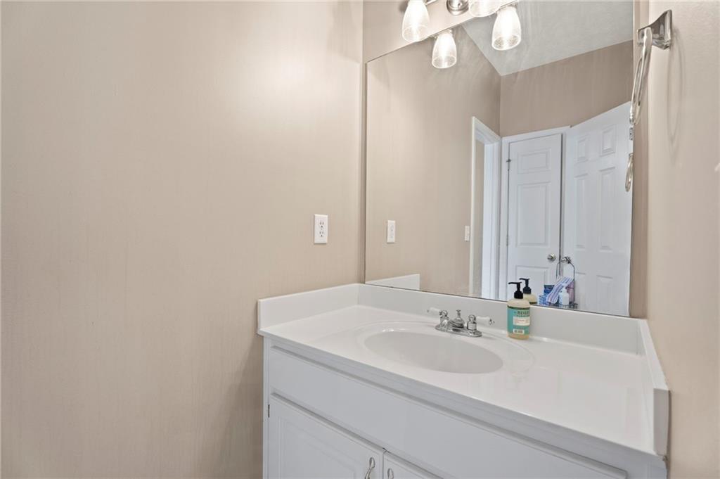 178 Ashley Drive Property Photo 38
