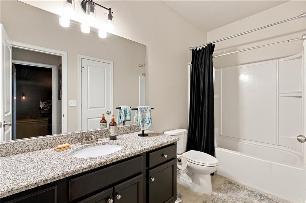5857 Shore Isle Trace Property Photo 24