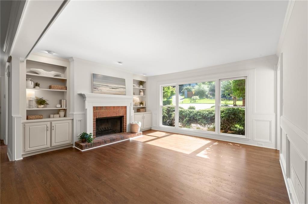 871 Chestnut Lake Drive Ne Property Photo 4