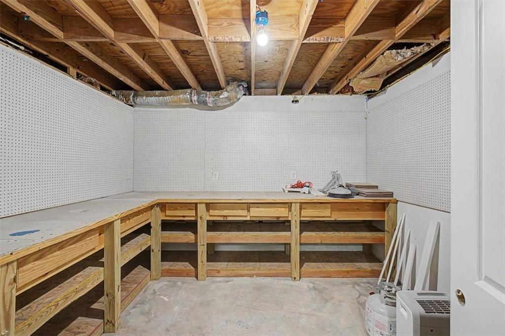 242 Allison Drive Property Photo 33