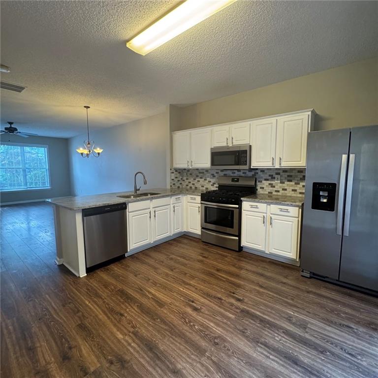 280 Devonshire Drive Property Photo 5